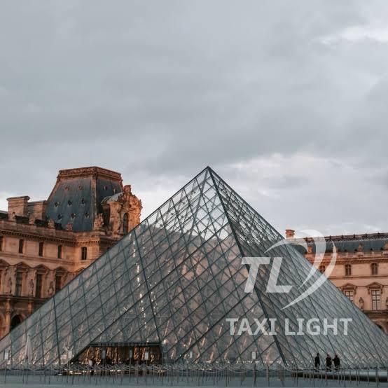  Réserver Un Taxi à1er arrondissement - Louvre